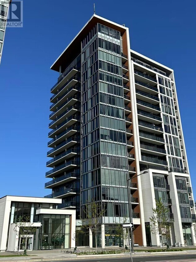 Photo principale - 9608-9608 Yonge St