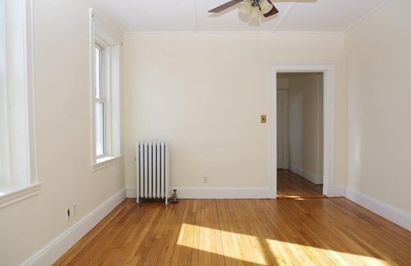 Building Photo - 131 Park Dr