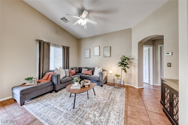 Foto del edificio - 6255 Dan Blocker Ave