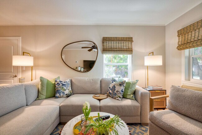 Foto del edificio - 2180 Shurtleff Ave