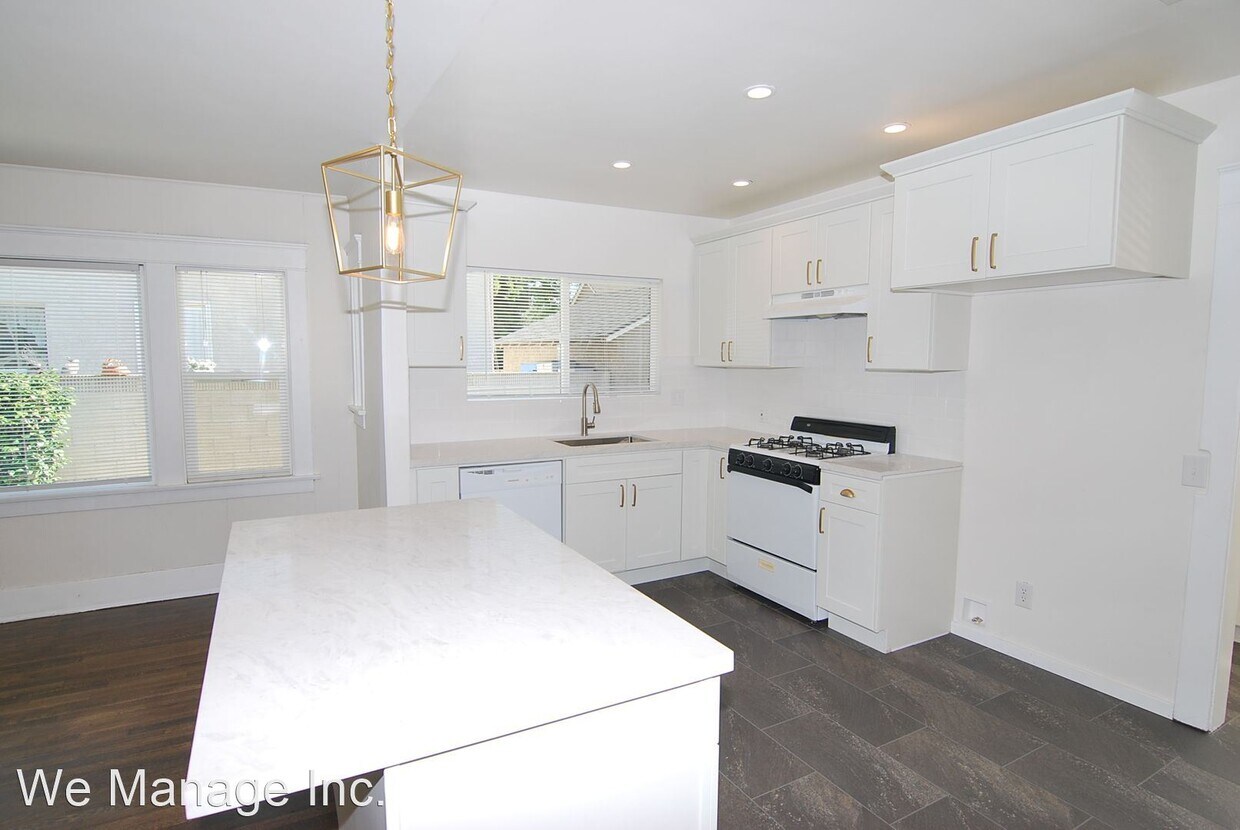 Primary Photo - 2 br, 1 bath House - 383 Loma Ave