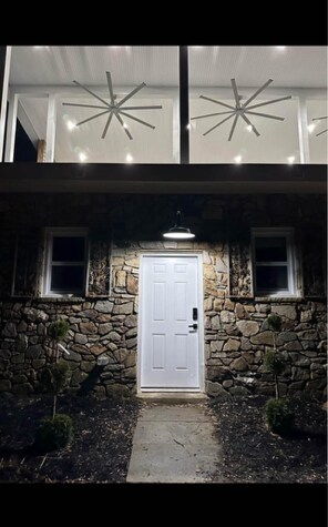 Foto del edificio - 1211 St Stephens Church Rd