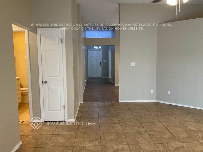 Foto del edificio - 649 Kissimmee Pl