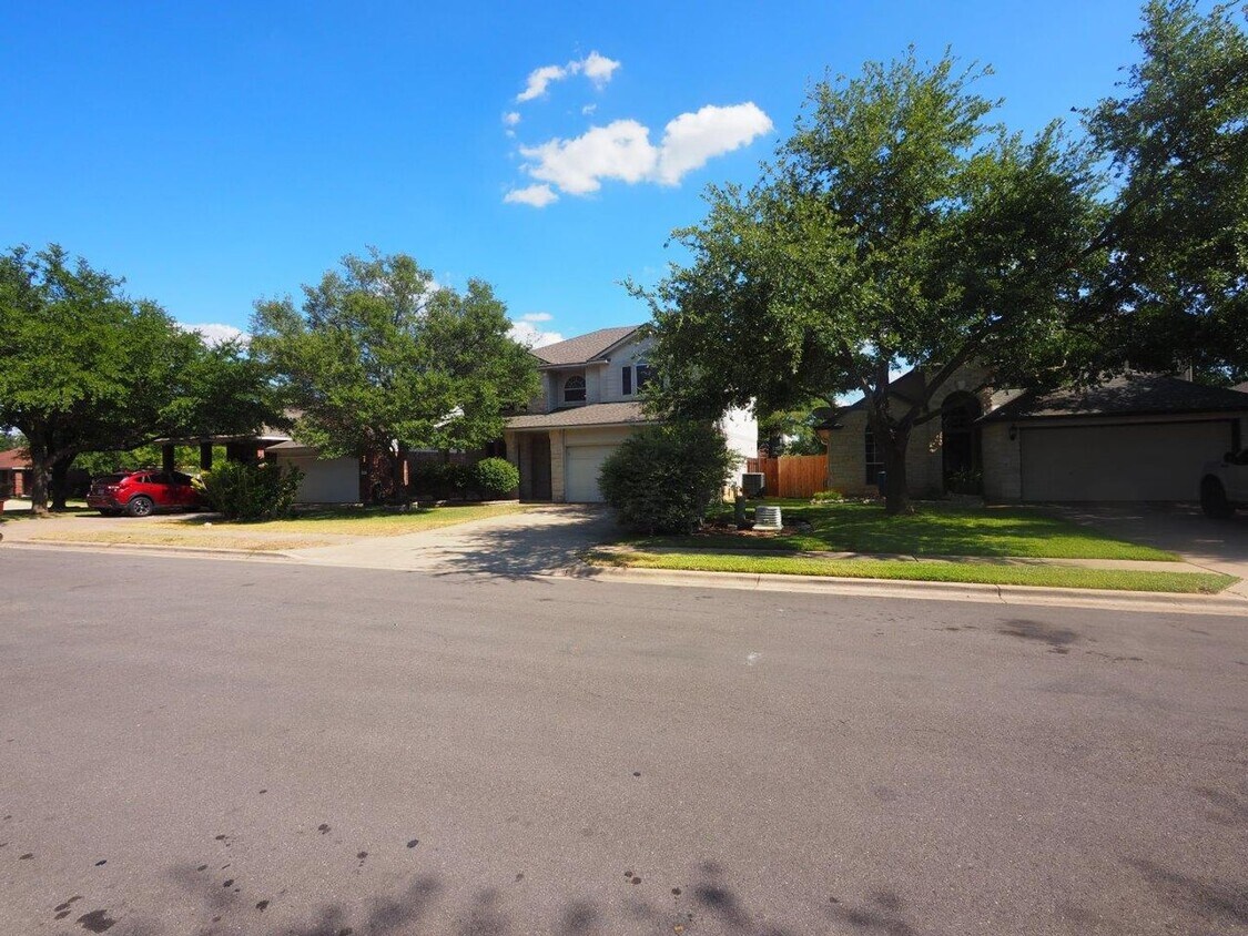 Foto principal - Amazing Round Rock home priced to move!