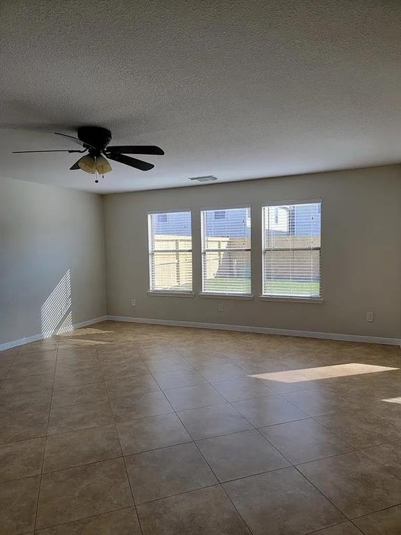 Building Photo - 11415 Sugar Bowl Dr