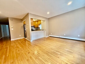 Building Photo - 117 Park Hill Ave Building Photo - 117 Park Hill Ave