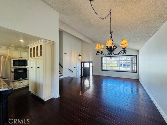 Foto del edificio - 6402 Cantiles Ave