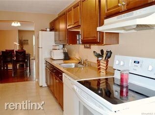 Foto principal - 30 Wellington Dr
