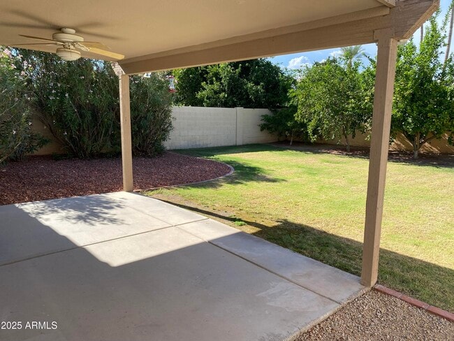 Building Photo - 8884 E Aster Dr