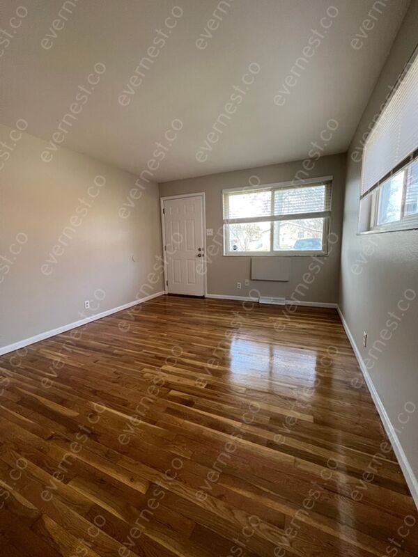 Building Photo - 3956 Sims Ave