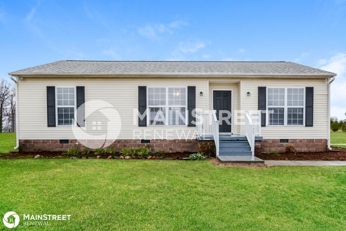 Primary Photo - 140 Carolina Dr, Angier, NC 27501