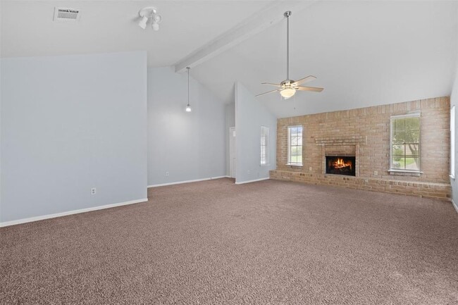 Building Photo - 25310 Pepper Ridge Ln