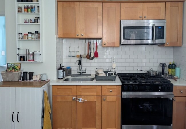 Foto del edificio - 62 Wright Ave