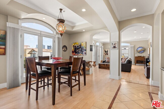 Foto del edificio - 1540 S Bentley Ave