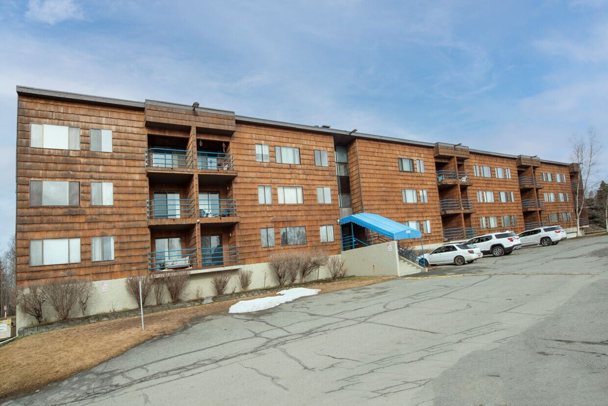 Foto principal - 3550 W Dimond Blvd