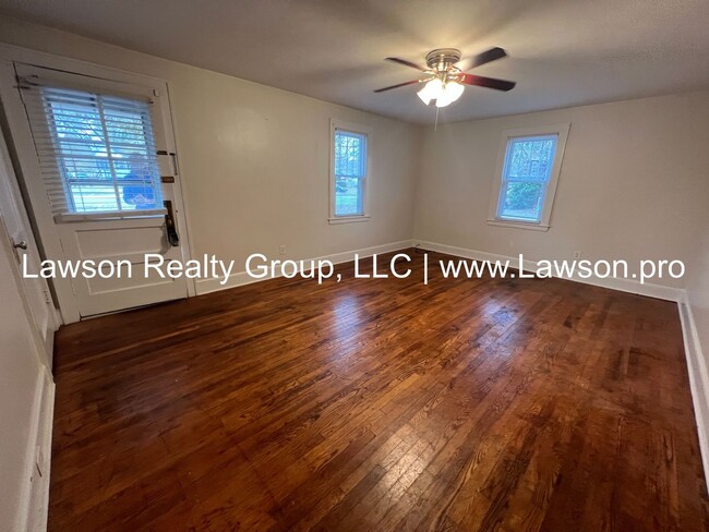 Building Photo - Cozy Home on Plantation Road w/ Garage