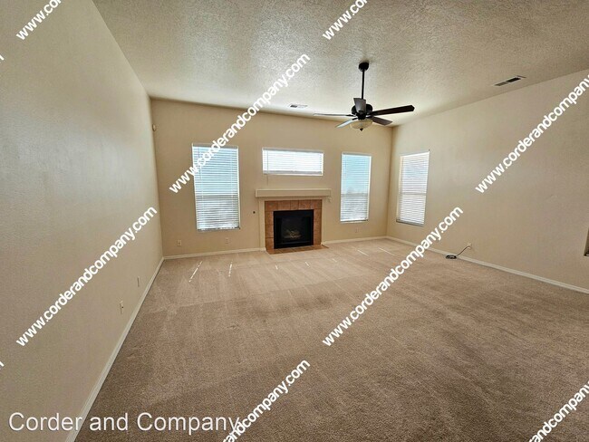 Building Photo - 3 br, 2 bath House - 1416 Monterrey NE