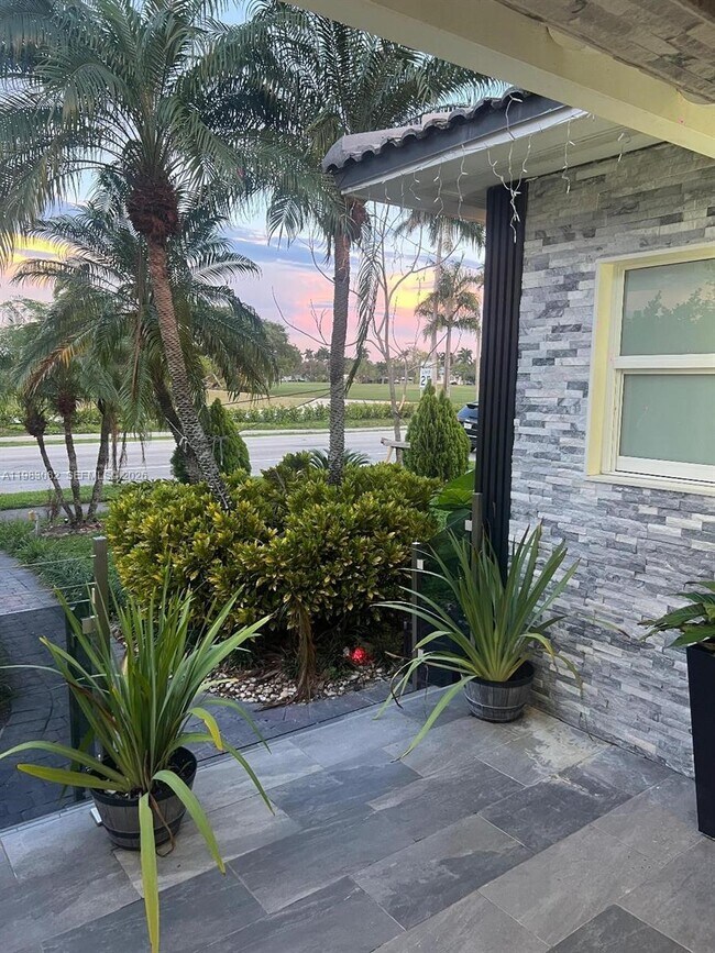 Foto del edificio - 1430 Polk St