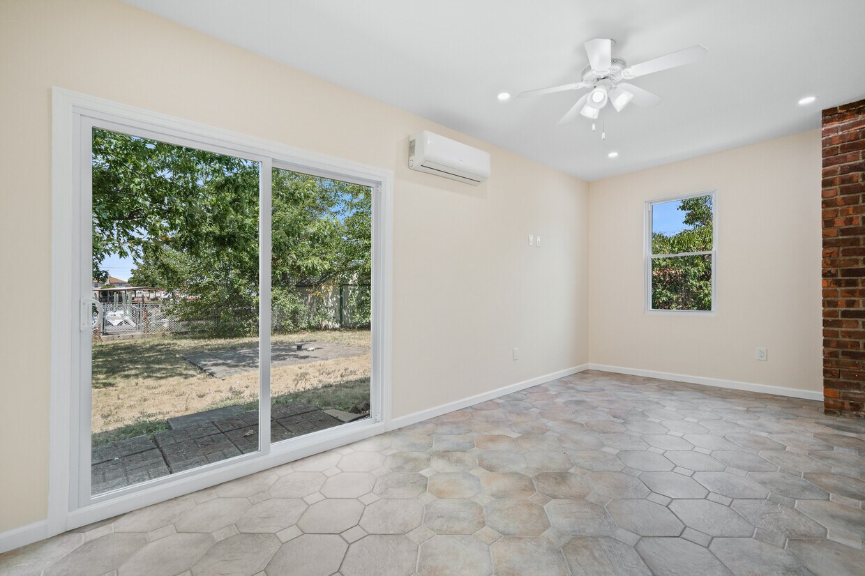 9507 158th Ave, Howard Beach, NY 11414 House Rental in Howard Beach