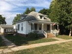 Primary Photo - 202 E North St