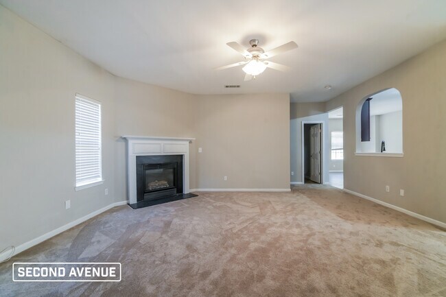 Building Photo - 6137 Hemperly RD