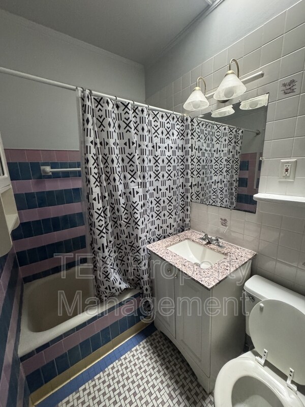 Foto del edificio - 163 Saratoga Ave