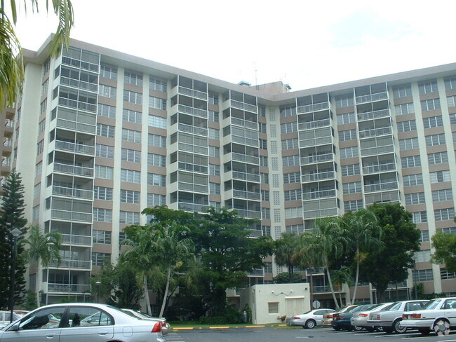 View from the south - Country Club Tower