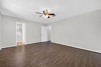 Building Photo - 21043 Northern Colony Ct