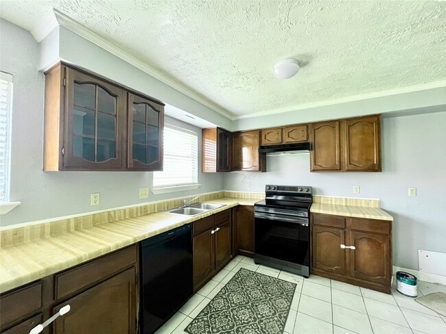 Foto del edificio - 1338 Holbech Ln