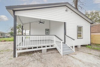 Building Photo - 3709 Gager St