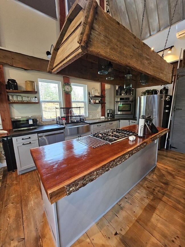 Foto del edificio - 426 Verner Mill Rd