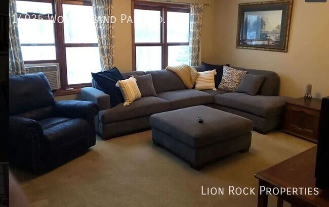 Foto del edificio - 14935 Wonderland Park Rd