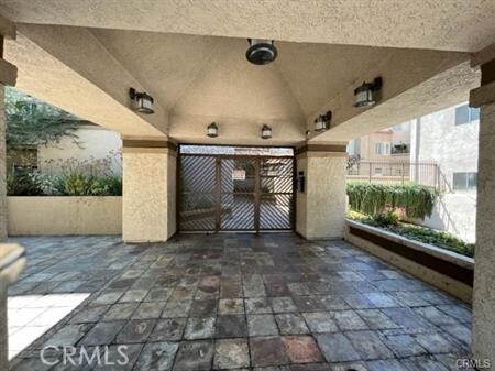 Building Photo - 501 E Del Mar Blvd