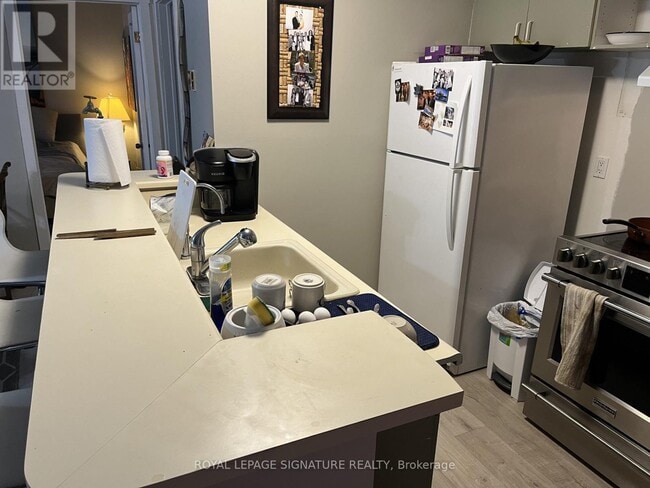 Building Photo - 19 Dawson Dr