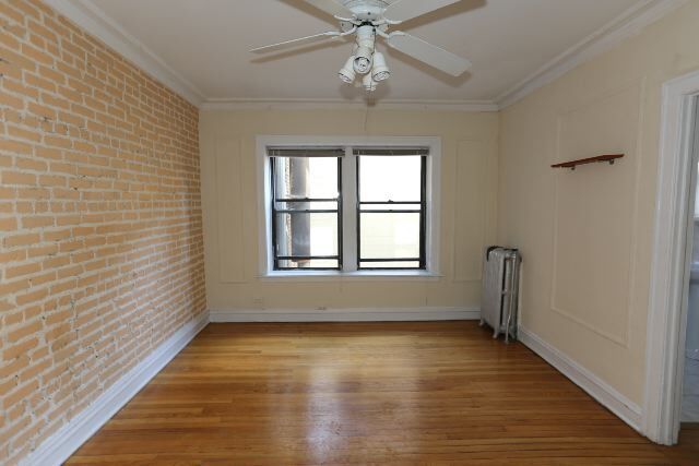 Foto del edificio - 1023 N Dearborn St