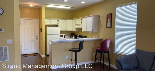 Building Photo - 2 br, 2 bath House - 492 River Oaks Drive ...