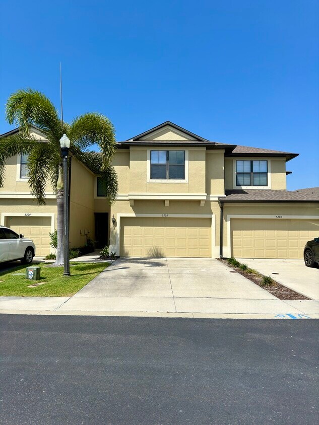 Foto principal - 5202 Bay Isle Cir