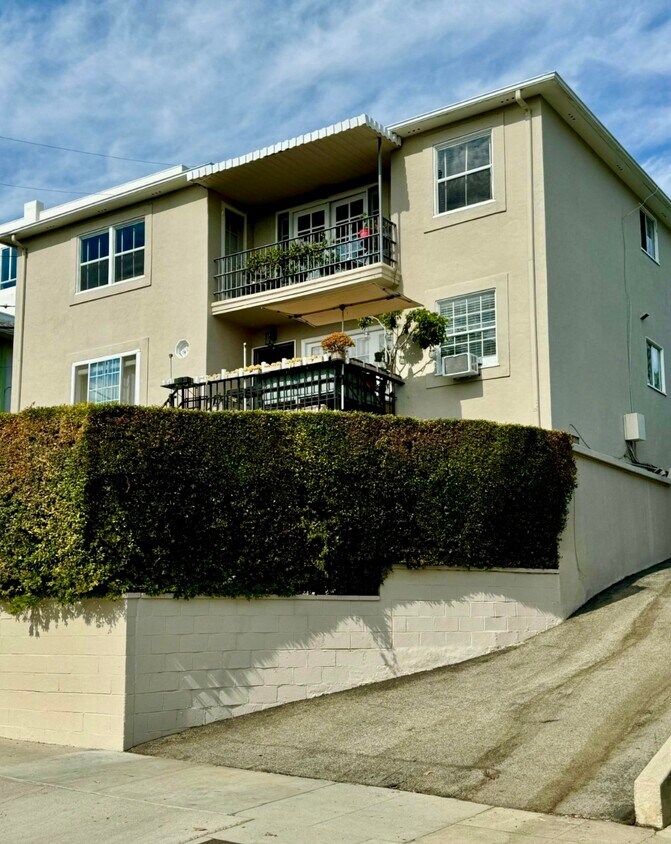 Foto principal - 8711 W. Knoll Dr.
