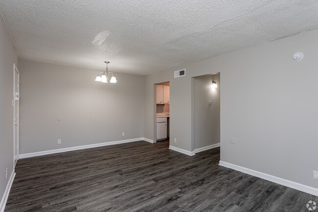Building Photo - Indiandale Apartments