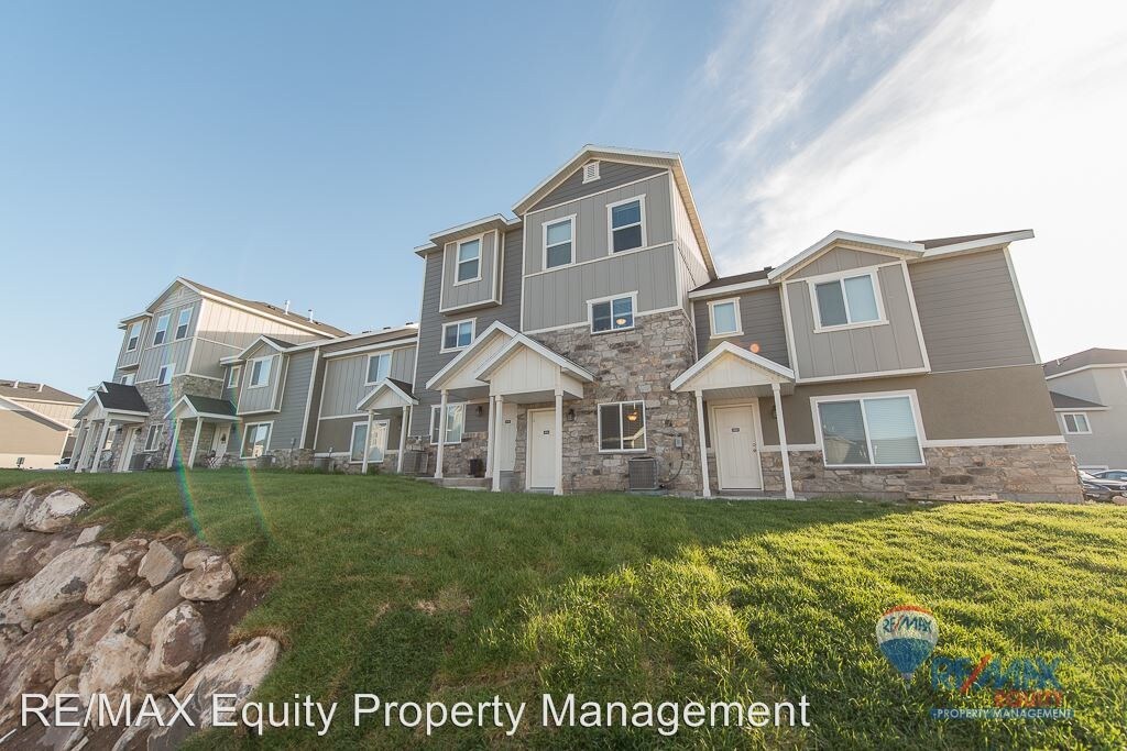Foto principal - 3 br, 2.5 bath House - 14392 S Firgrove Way