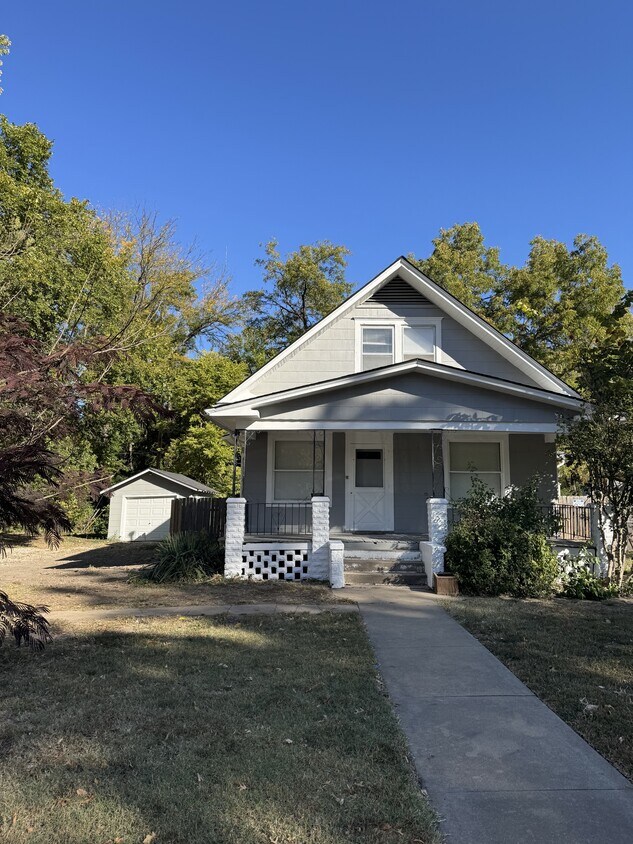 2109 SE 13th St, Topeka, KS 66607 House Rental in Topeka, KS