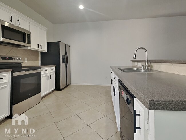 Building Photo - 1210 Palmer St