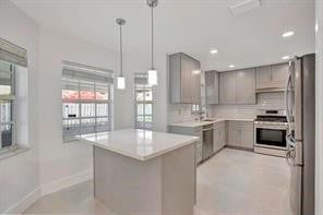 Building Photo - 2410 NW 137th Terrace