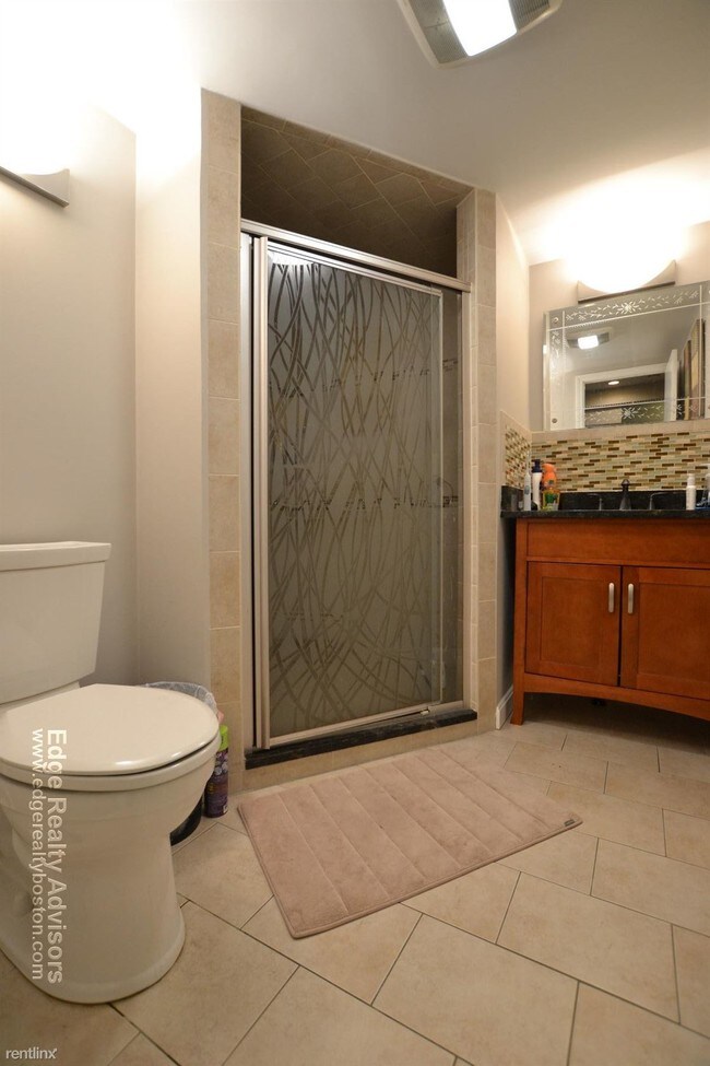 Building Photo - 117-119 Glenville Ave