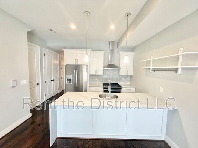 Foto del edificio - 913 12th St NE