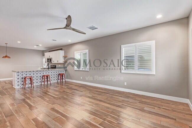 Photo - 5009 S 11th Pl House