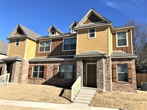 Building Photo - 1322 N Corsica Dr
