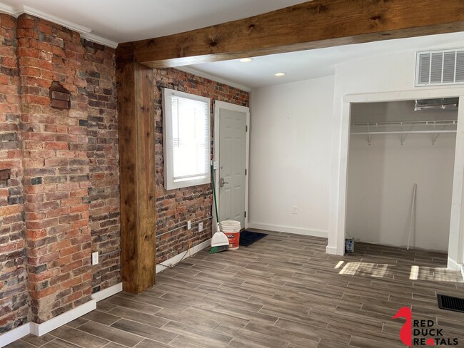 Building Photo - 1109 Brown St