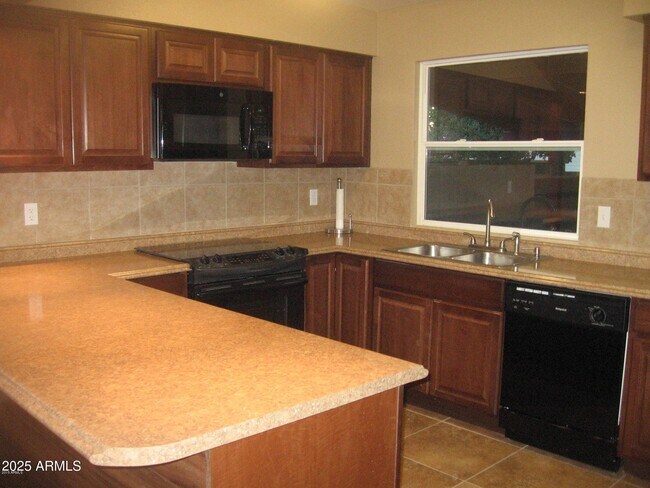 Foto del edificio - 20832 N 17th Ave
