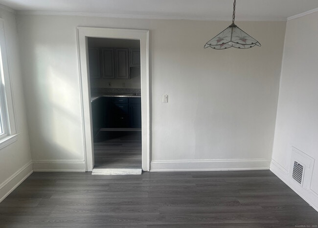 Building Photo - 26 Judson Ave